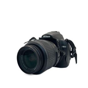 Nikon◆デジタル一眼カメラ D5000 レンズキット//