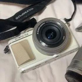 【極美品】OLYMPUS PEN E-PL7 ダブルズームキット★スマホ転送可