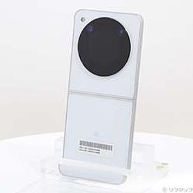 Libero Flip 128GB ホワイト YMLIBFLIP Y!mobile SIMフリー ［6.9インチ有機EL／Snapdragon 7 Gen 1／RAM:6GB／ナノSIM&eSIM］