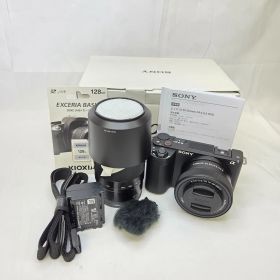 美品 SONY ZV-E10II ZV-E10M2 ダブルズームレンズキット 新品に近いです。