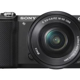 【中古】「非常に良い」SONY ミラーレス一眼 α5000 パワーズームレンズキット ブラック ILCE-5000L-B