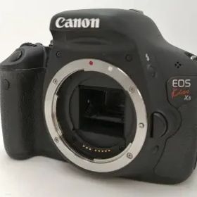 Canon EOS Kiss X5 ボディ