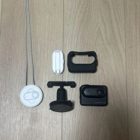 （早い者勝ち）箱なしInsta360 GO 3S ブラック 64GB おまけ多数