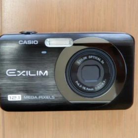 ■USED美品 CASIOデジタルカメラEXILM EX-Z90BK-ブラック黒
