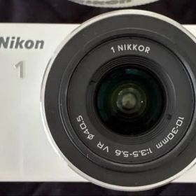 Nikon 1 J1 ホワイト デジタルカメラ 本体