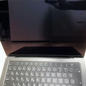 Apple MacBook pro 2024スペースグレイ