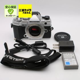 [美品 | S数10,071回] OM SYSTEM OM-5 ボディ シルバー OLYMPUS