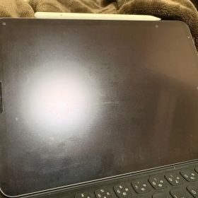 Apple iPad Pro 11インチ第二世代256GB本体、Pencil