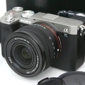 【中古】【美品】ソニー α7C ILCE-7CL ズームレンズキット [シルバー] CA01-R7827-2Q4 SONY Eマウント フルサイズ 5軸手ブレ補正 EVF 標準ズーム レンズ付き セット 中古