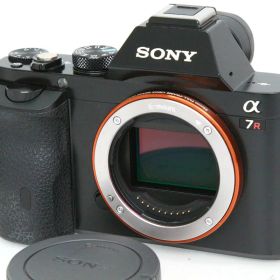 【中古】【お買い得品】ソニー α7R ILCE-7R ボディ CA01-R7774-3V3B ソニー ミラーレス一眼 フルサイズ Eマウント 高画素 高画質 高性能AF 小型軽量 風景撮影 デジタルカメラ