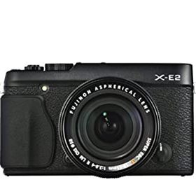 【中古】(非常に良い)FUJIFILM ミラーレス一眼 X-E2 ズームレンズキット ブラック F X-E2B/1855KIT