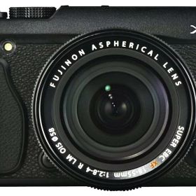 【中古】FUJIFILM フジフイルム X-E2 レンズキット ブラック