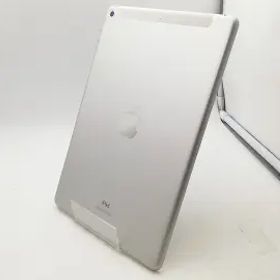 【中古】Apple docomo 【SIMロック解除済み】 iPad（第8世代/2020） 32GB シルバー MYMJ2J/A【仙台駅東口】保証期間１ヶ月【ランクB】