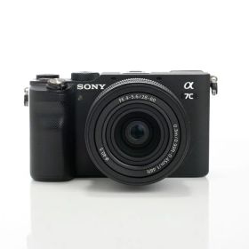 【中古】 (ソニー) SONY ILCE-7CL B アルフア7C ズームレンズキツト【中古カメラ デジタル一眼】 ランク：B