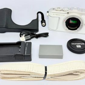 ⭐️美品⭐️ OLYMPUS PEN E-PL9 ボディ ホワイト⭐️
