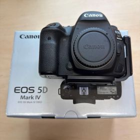 【おまけつき】Canon EOS 5D Mark IV 本体【並品】
