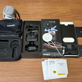 Insta360 GO 3S 64GB 美品｜三脚, ケース付き【中古】