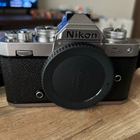 Nikon Z fc 本体 NIKKOR Z DX 16-50mm