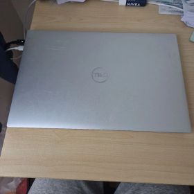 DELL XPS 15 9500 ケース無し 1TB／16GB