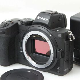 【中古】【美品】ニコン Z 5 ボディ CA01-M7581-3V3A ニコン ミラーレス一眼 フルサイズ Zマウント 高画質 手ブレ補正 高速AF 4K動画 防塵防滴 デジタルカメラ