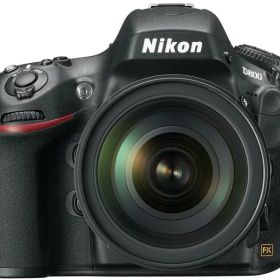【中古】Nikon デジタル一眼レフカメラ D800 28-300レンズキット AF-S 28-300mm付属 D800LK28-300